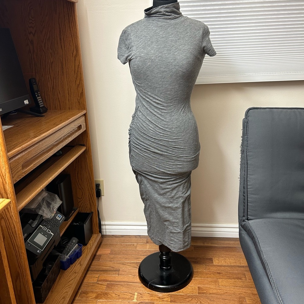 Velvet by Graham &Spencer dress - gray midi form fitted slightly rushed , Size M - Picture 3 of 8